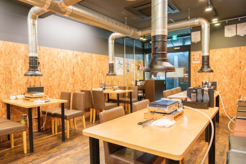 焼肉でつながる
笑顔の連鎖。